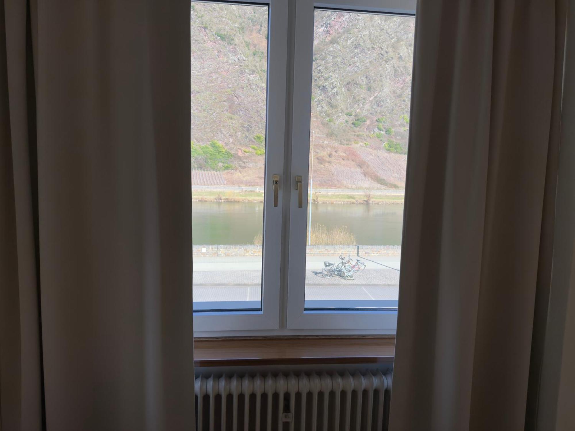 Hotel "Zur Schoenen Aussicht" Cochem Kültér fotó