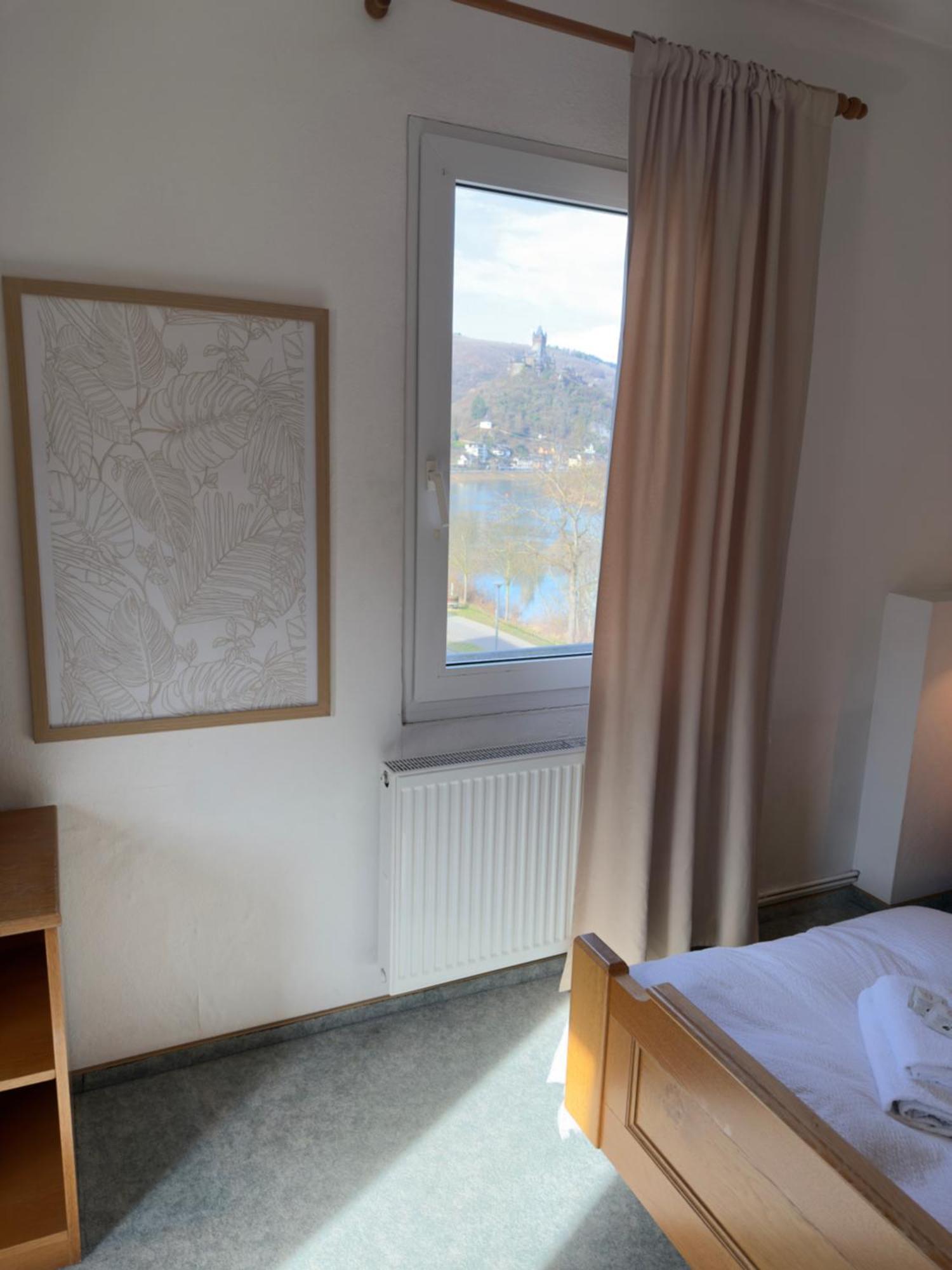 Hotel "Zur Schoenen Aussicht" Cochem Kültér fotó